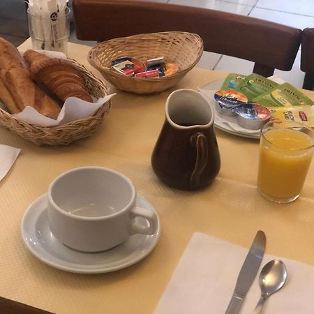Hotel Liberty Париж Екстер'єр фото